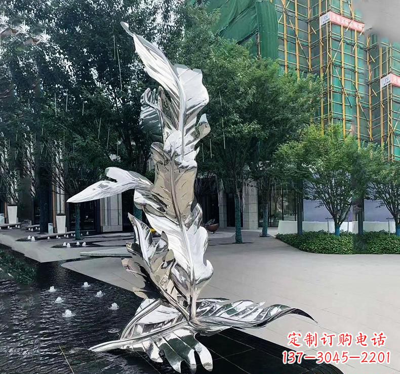 常州不锈钢公园树叶雕塑精美绝伦