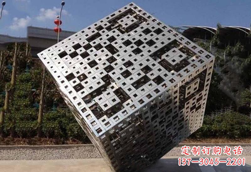 常州不锈钢广场抽象魔方雕塑