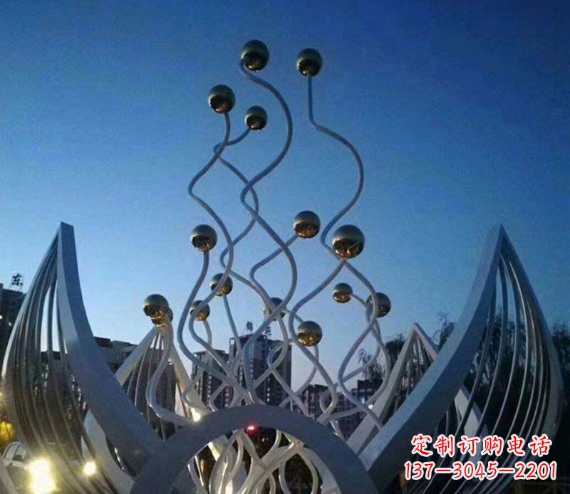 常州不锈钢荷花雕塑美丽的象征