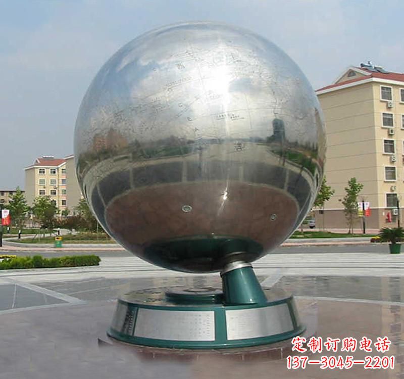 常州不锈钢地球雕塑现代艺术的精美结合