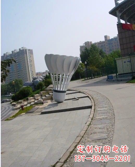 常州羽毛球雕塑一座展现精神风貌的艺术精品