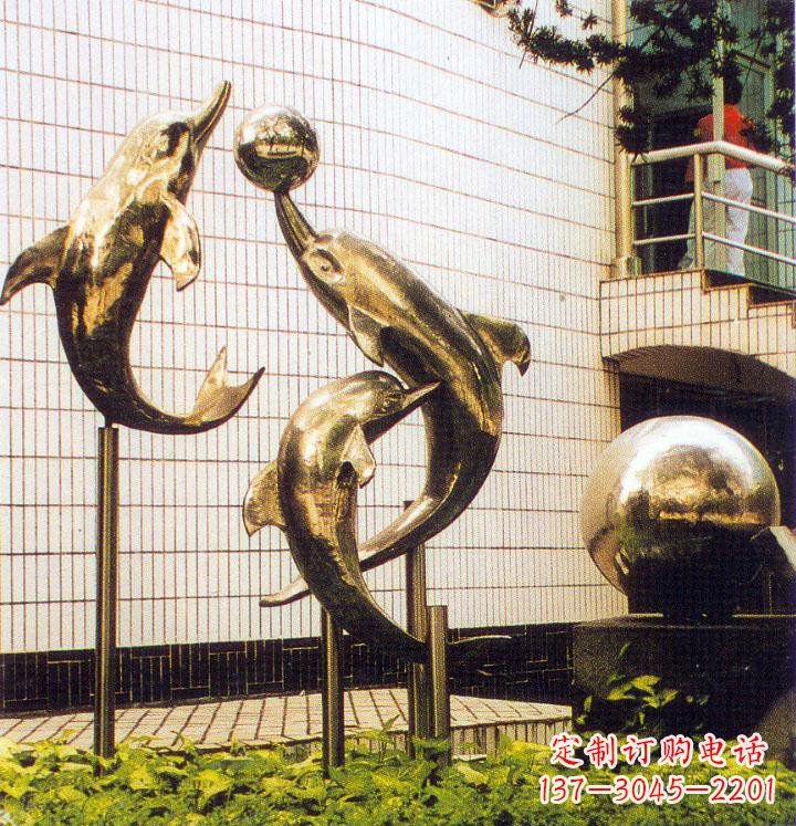 常州不锈钢海豚戏球校园雕塑