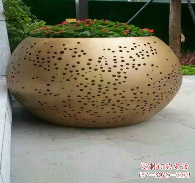 常州不锈钢户外花盆雕塑