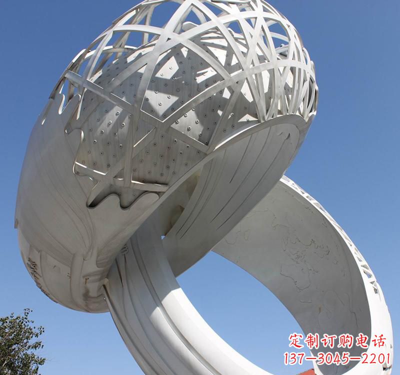 常州不锈钢户外婚庆戒指雕塑
