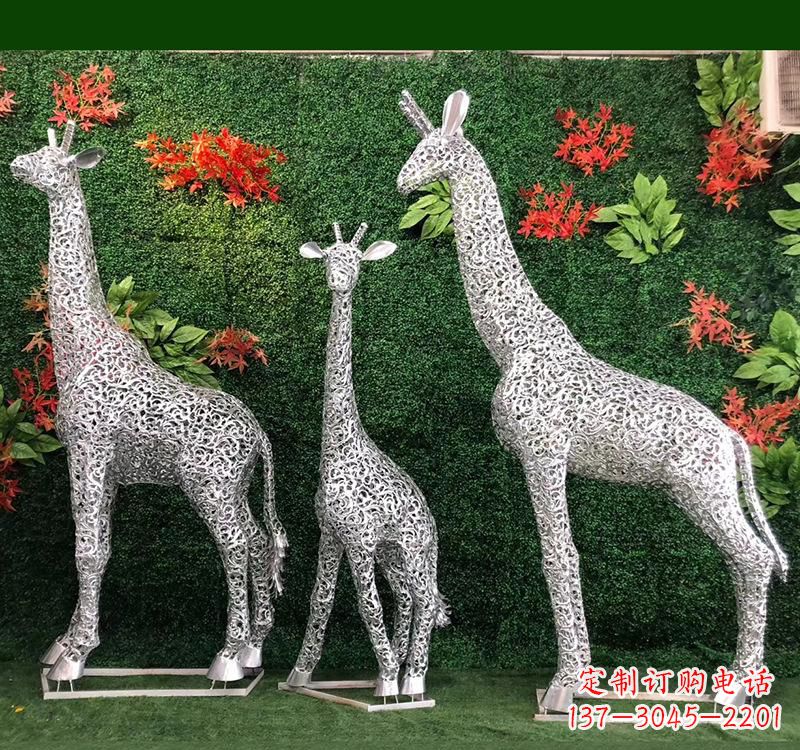 常州不锈钢长颈鹿雕塑艺术与美的完美结合