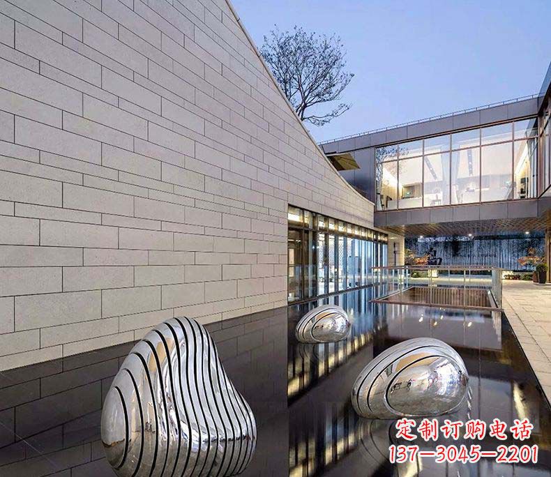 常州精美不锈钢假山雕塑