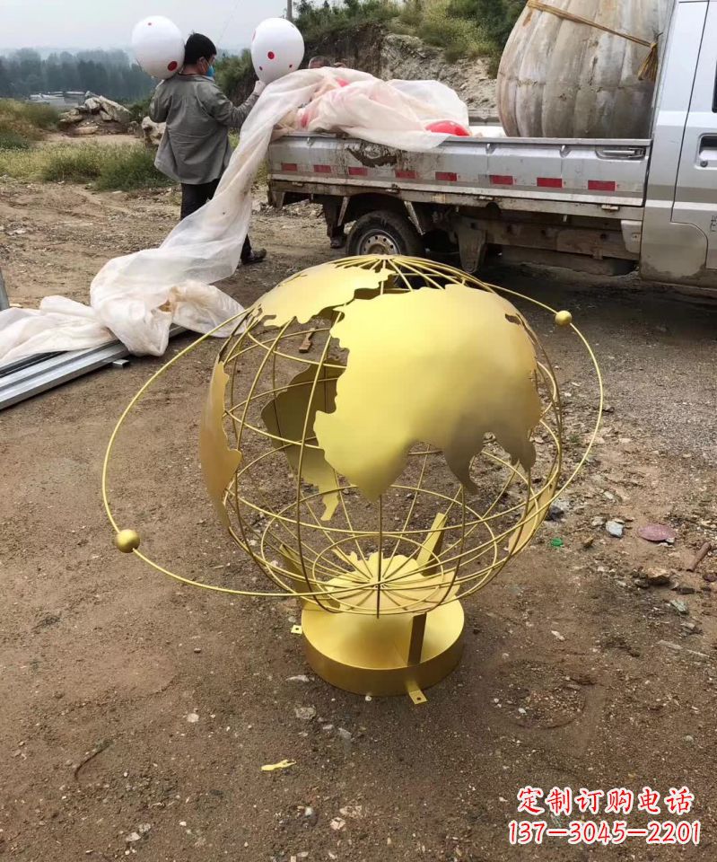 常州不锈钢金属校园地球仪雕塑把环保理念展现在校园