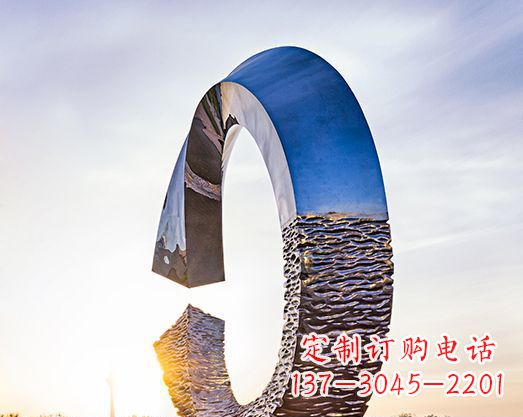 常州不锈钢景观圆环雕塑环绕自然之美