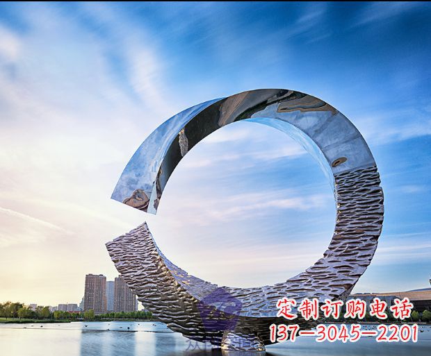 常州环绕世界的不锈钢景观雕塑