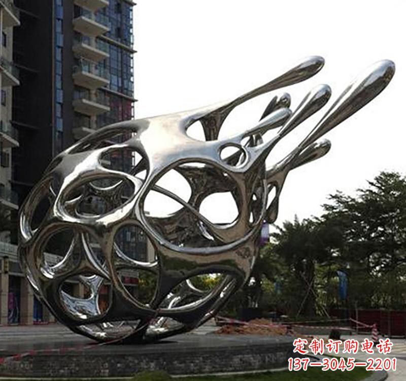 常州不锈钢镜面火龙果雕塑精致的艺术瑰宝