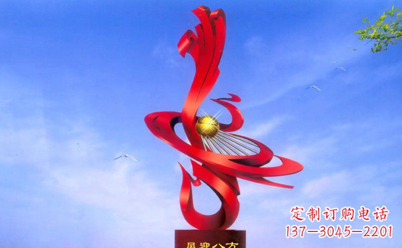 常州不锈钢孔雀雕塑——迎接八方美好