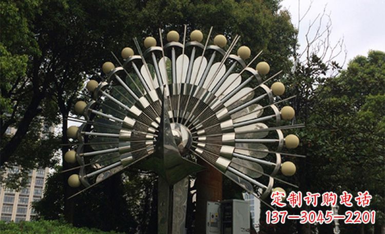 常州美丽的不锈钢孔雀雕塑