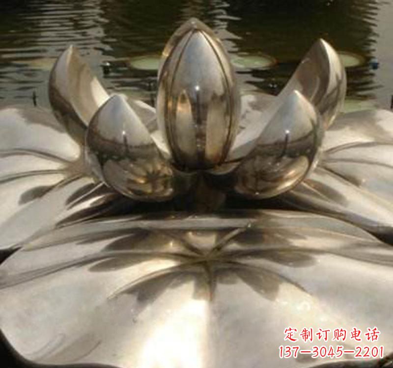 常州不锈钢莲花喷泉雕塑艺术结合新技术
