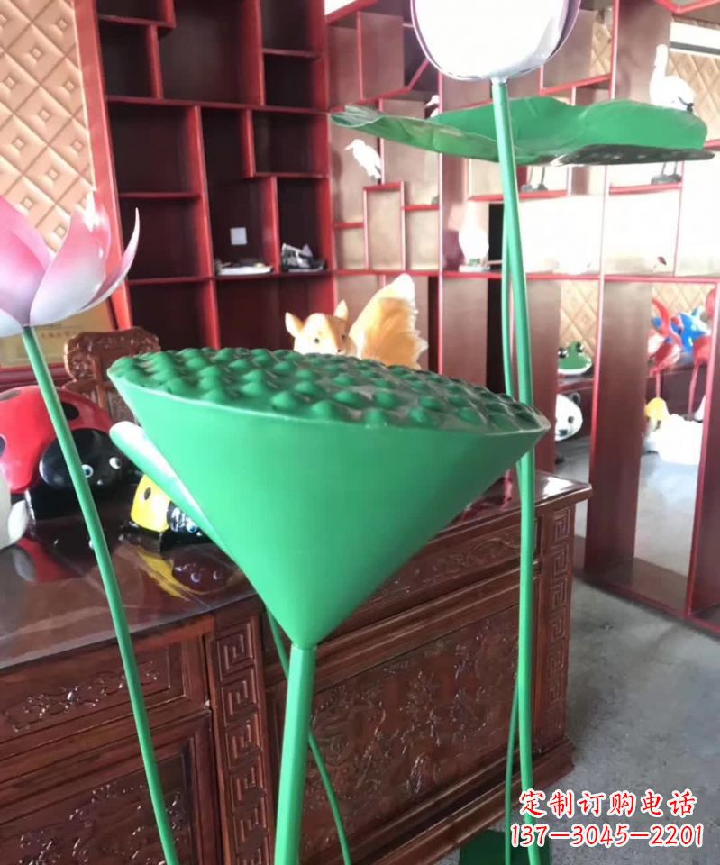 常州不锈钢莲藕雕塑引领现代景观艺术