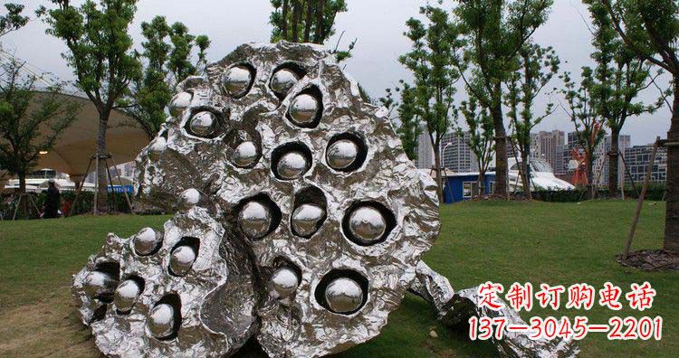 常州不锈钢莲蓬精美雕塑铸就华丽景观