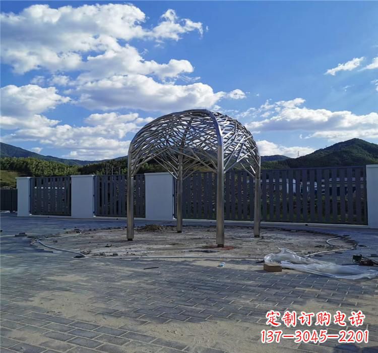 常州不锈钢凉亭雕塑美丽的艺术之作