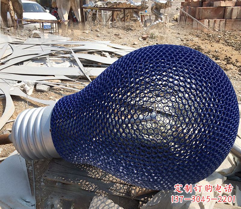 常州不锈钢镂空灯泡雕塑