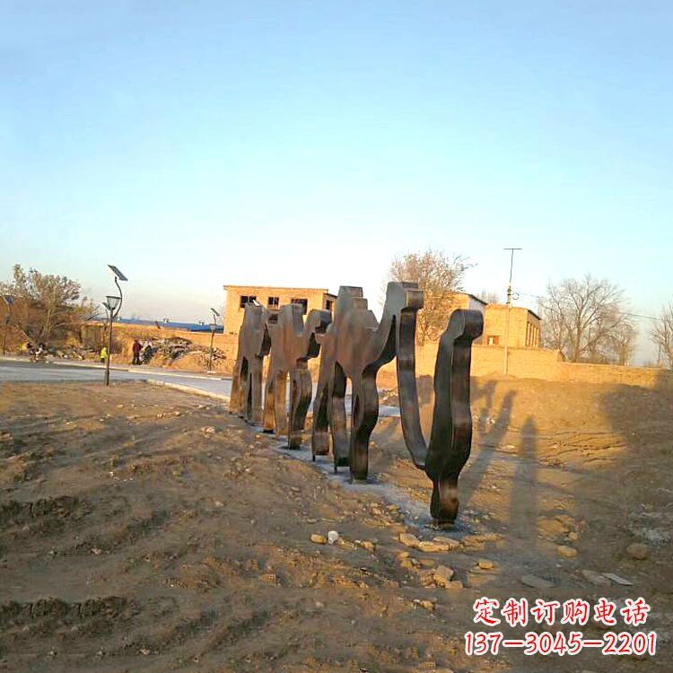 常州不锈钢骆驼剪影雕塑-公园抽象铁艺动物雕塑