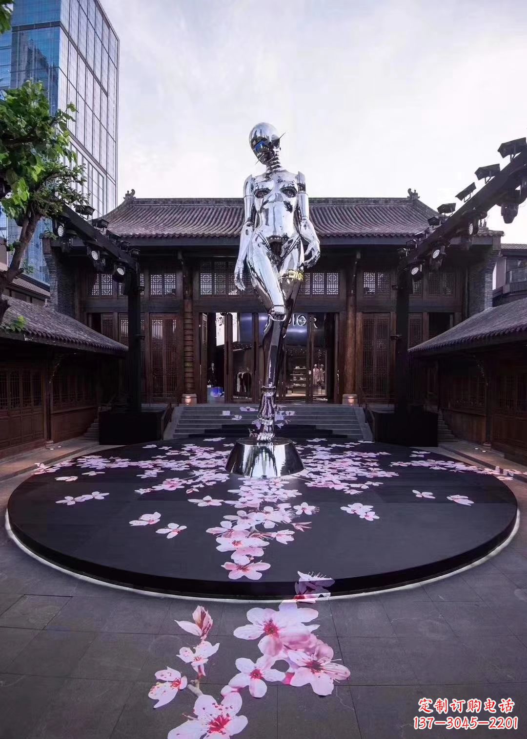 常州美女雕塑点亮城市之美