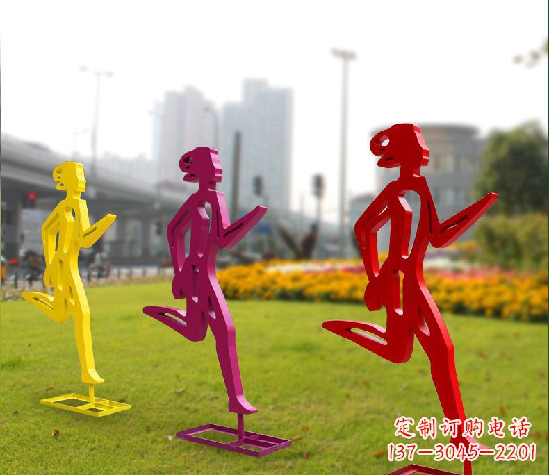 常州勇敢奔跑的女性雕塑