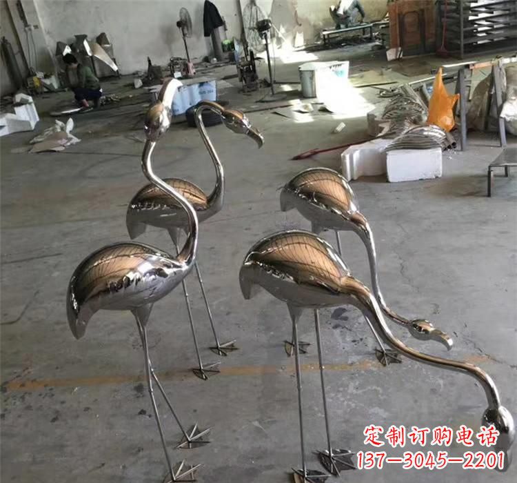 常州不锈钢喷镀火烈鸟雕塑