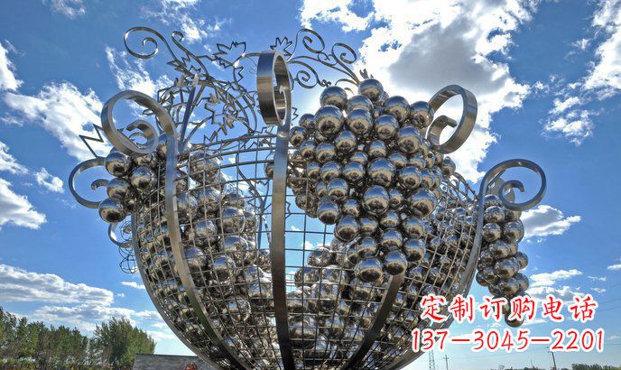 常州不锈钢葡萄雕塑精致美观、经久耐用