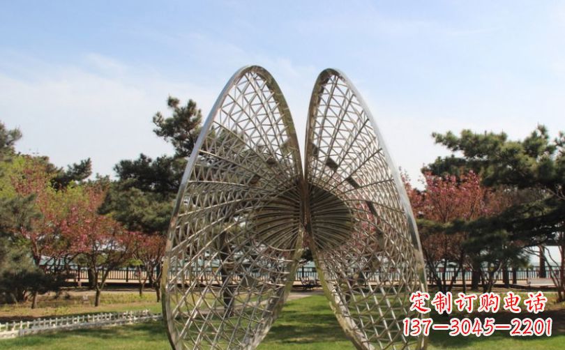常州扇贝雕塑给公园带来清新之美