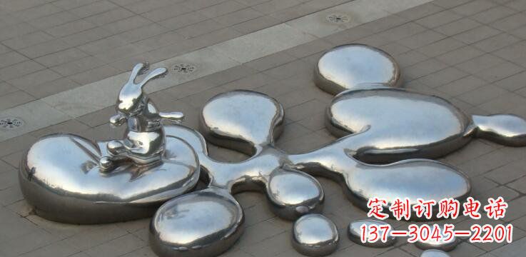 常州不锈钢兔子雕塑景观的美丽添彩