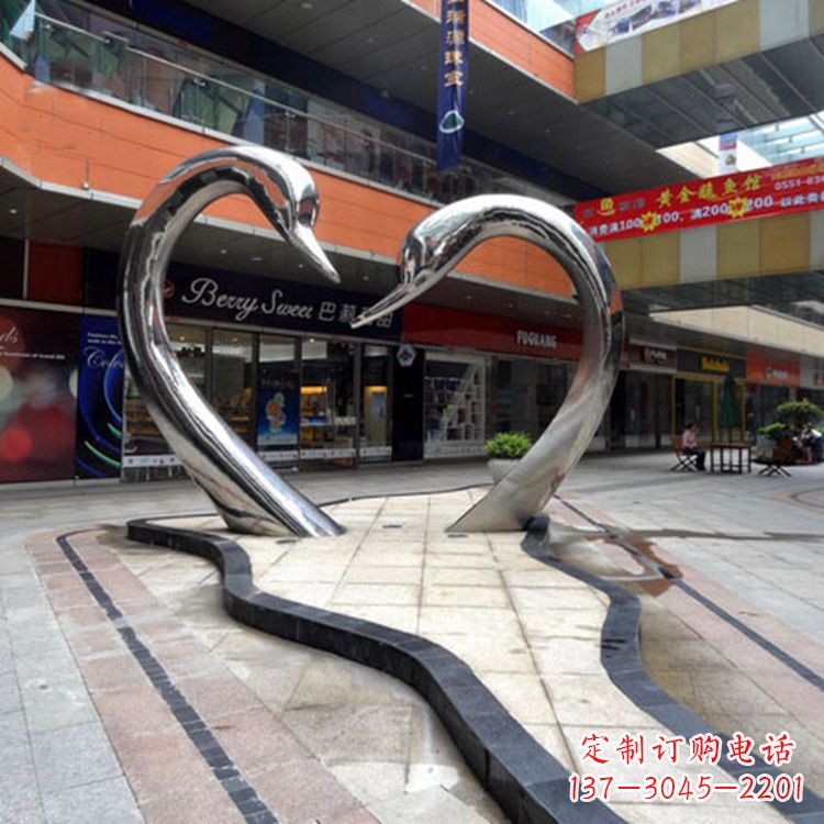 常州不锈钢天鹅爱情雕塑把浪漫永恒的爱情永久凝固