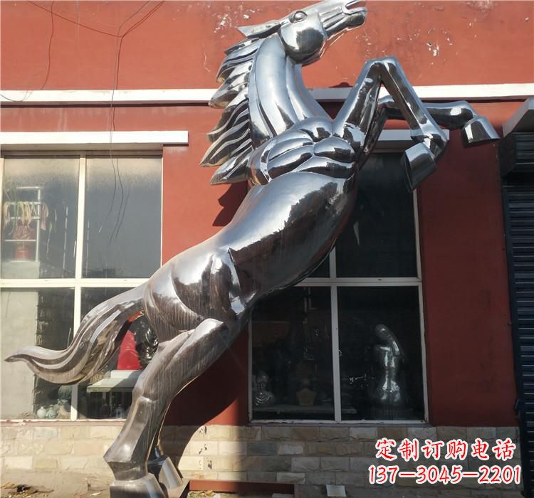 常州不锈钢跳跃马雕塑