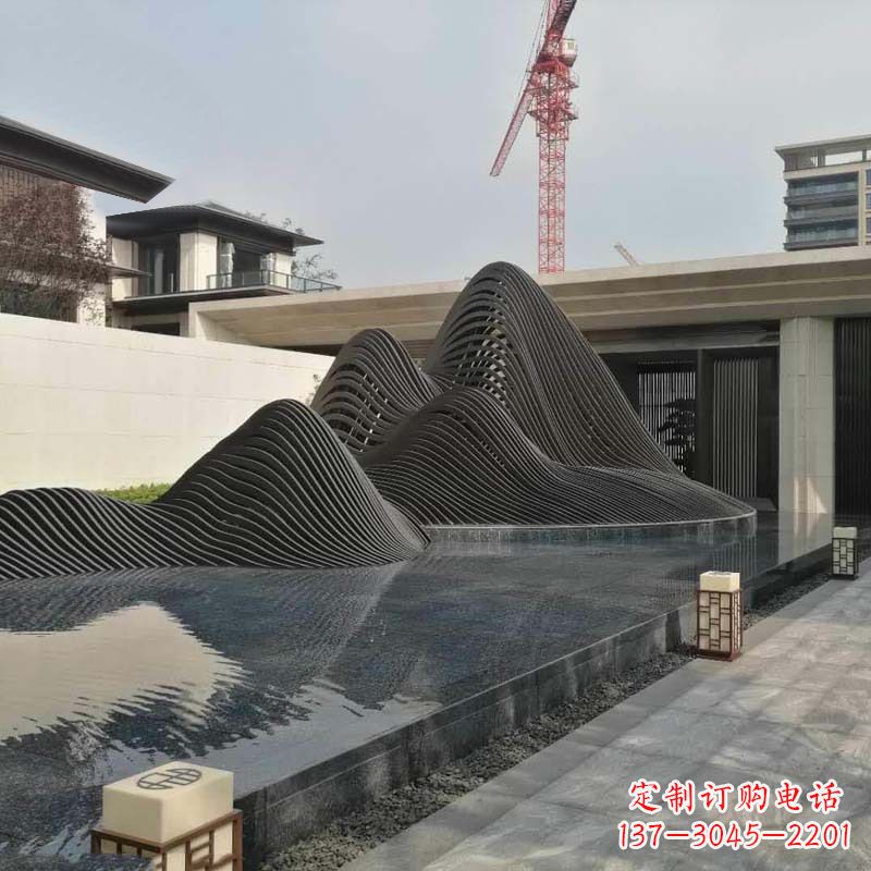 常州不锈钢铁艺假山艺术性的美化