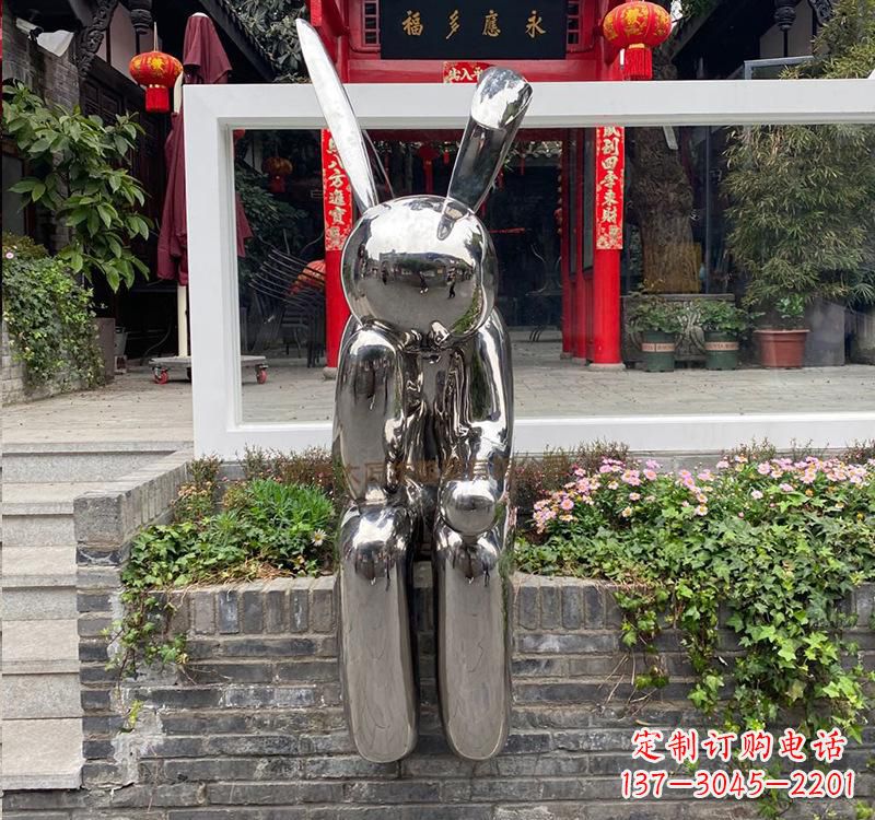 常州不锈钢兔子雕塑精美的艺术作品