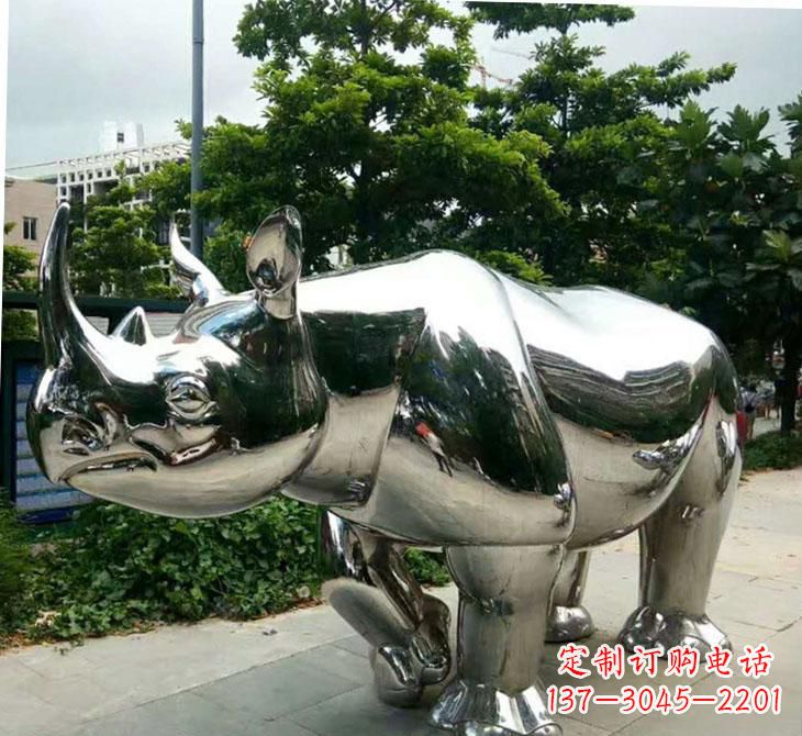 常州不锈钢犀牛雕塑传承自然之美