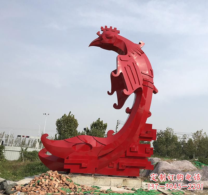 常州凤凰展翅飞翔——不锈钢现代广场的雕塑之美