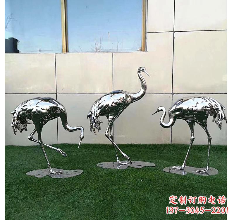 常州不锈钢现代镜面仙鹤雕塑