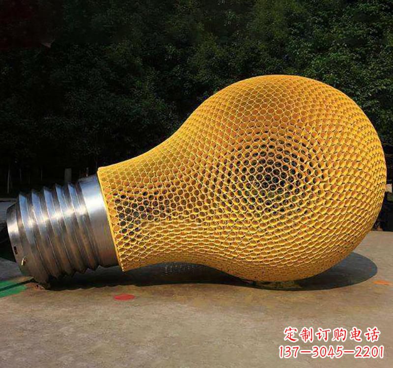 常州不锈钢灯泡雕塑点亮小区景观