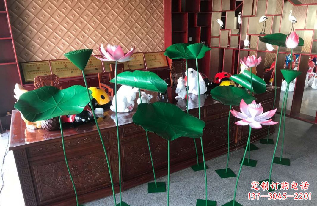 常州精美不锈钢荷叶雕塑