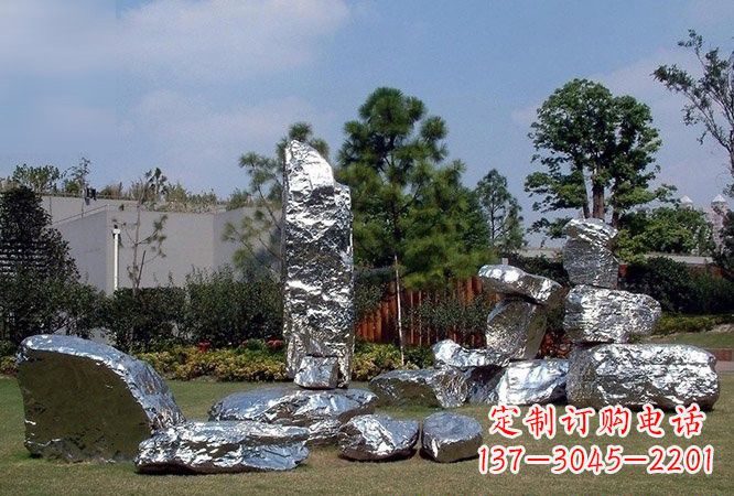 常州美丽的太湖石雕塑