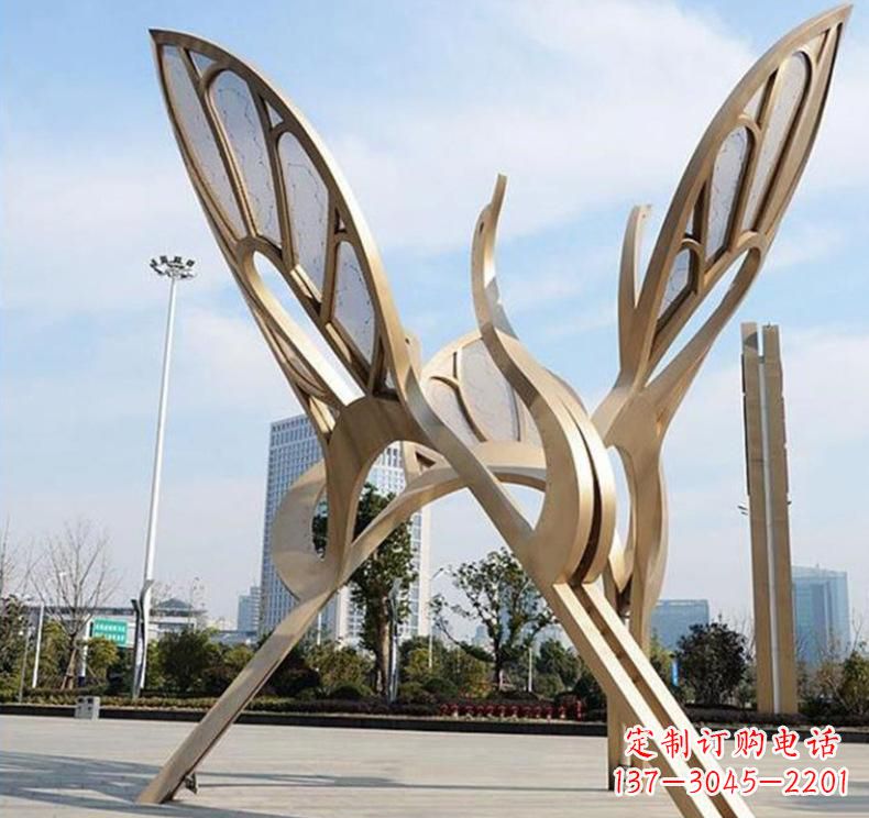 常州不锈钢园林仙鹤雕塑传承传统艺术精髓