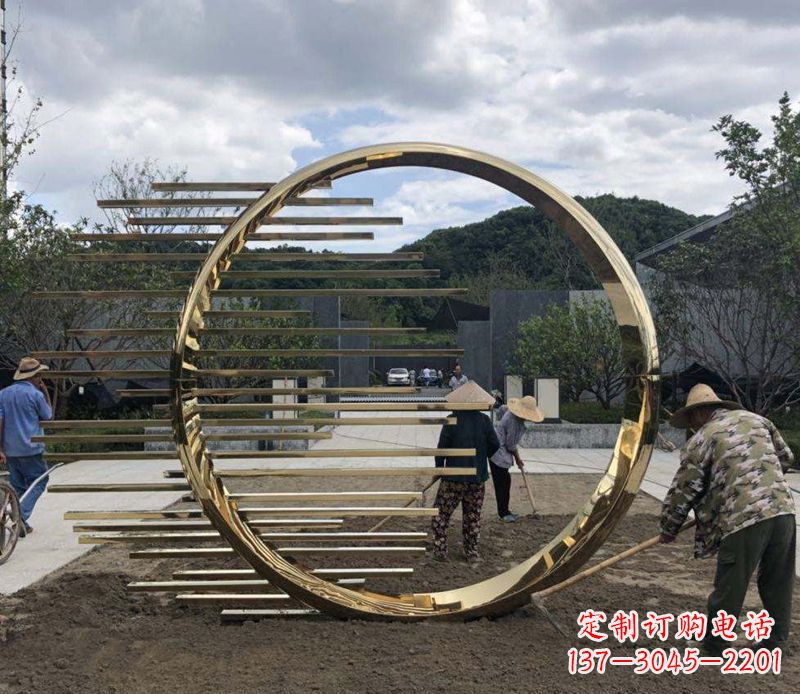 常州不锈钢圆环艺术雕塑——极致精湛的艺术美学
