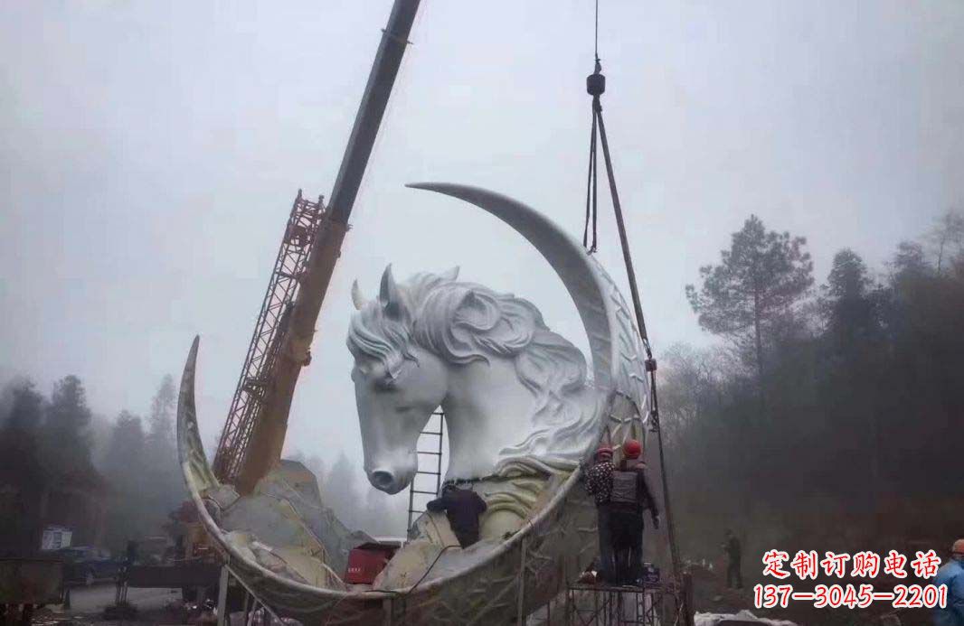 常州不锈钢月亮雕塑
