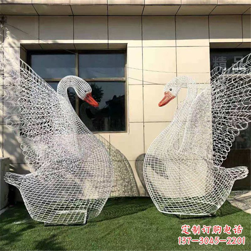 常州不锈钢展翅网格天鹅一对