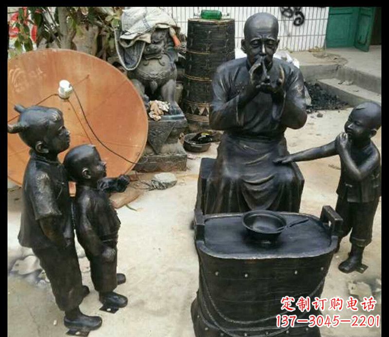 常州糖果街上的铜雕精灵