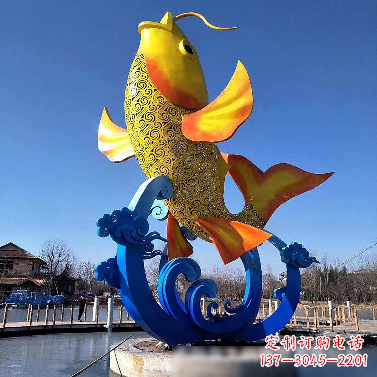 常州不锈钢鱼跃喷泉雕塑色彩斑斓的水景美景