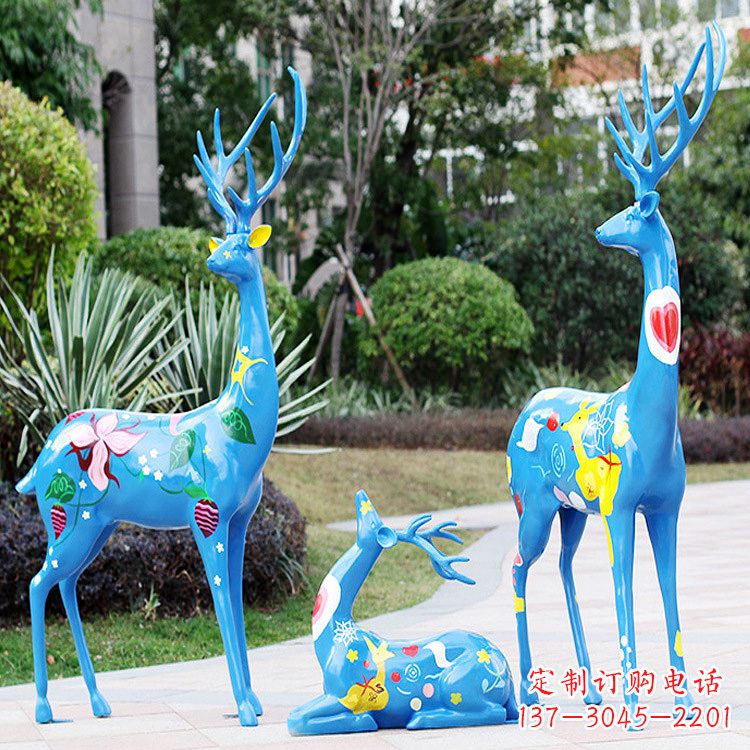 常州彩绘鹿雕塑玻璃钢-商场美陈动物摆件
