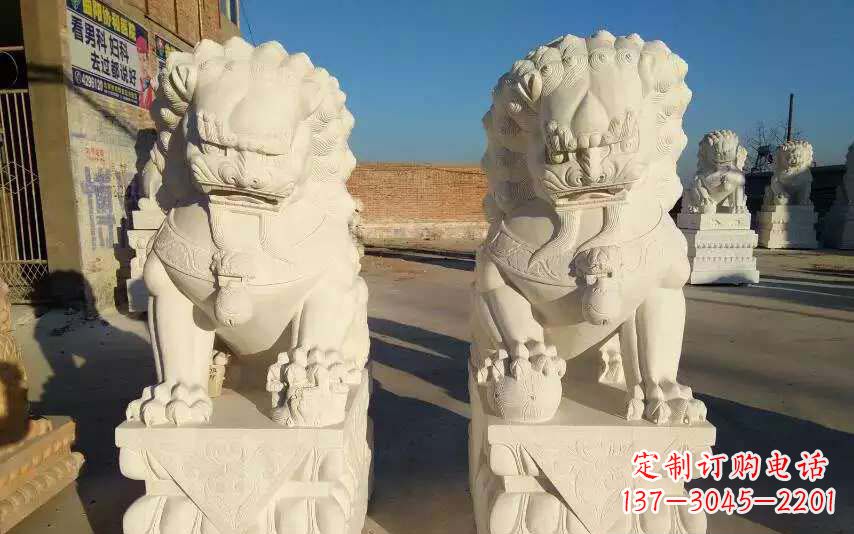 常州踩球狮子石雕塑