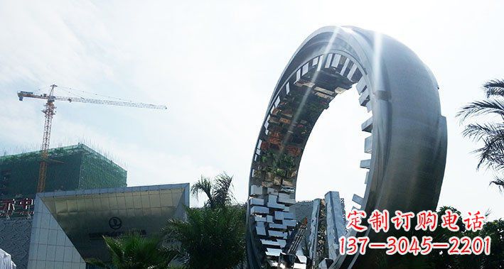 常州美丽而优雅的不锈钢圆环雕塑