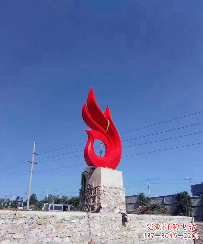 常州凤凰雕塑点缀城市的不锈钢景观