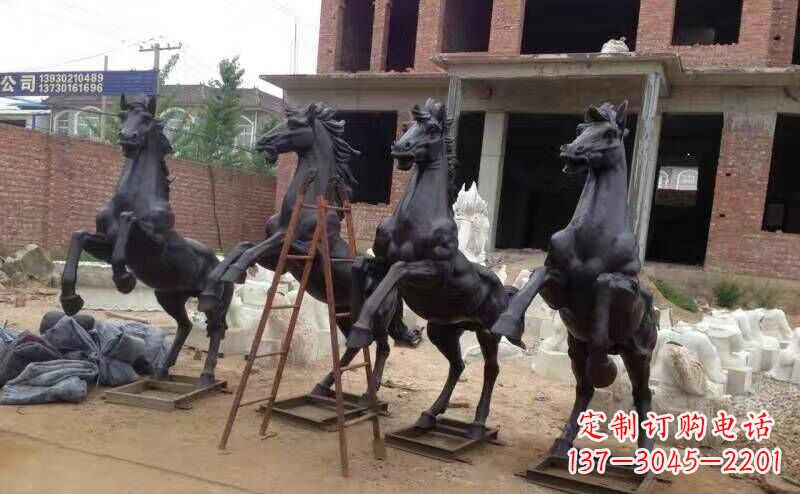 常州马雕塑积极而具有历史意义的艺术