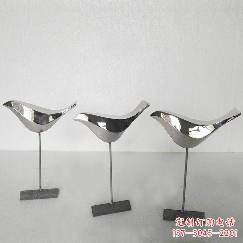 常州精美鸽子雕塑引领时尚的不锈钢雕塑
